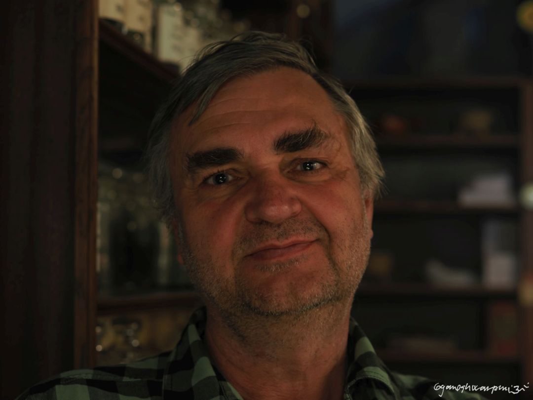 Brodieho nejkrásněší a nepravdivější fotka (2025).