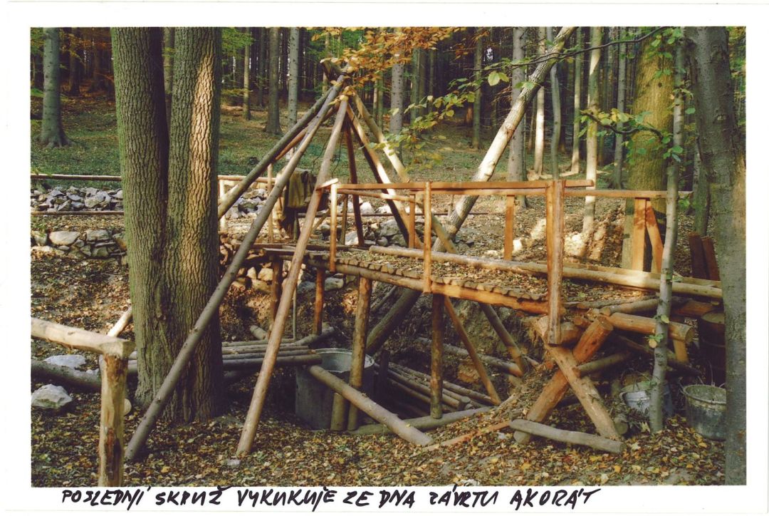 Závrt u Habrůveckých smrků 2006.